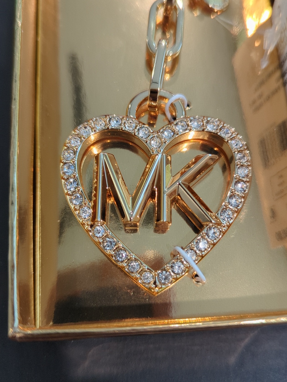 🆕 MICHAEL KORS Heart Pavé 18k Gold Plated Key Chain Charm - Picture 5 of 9